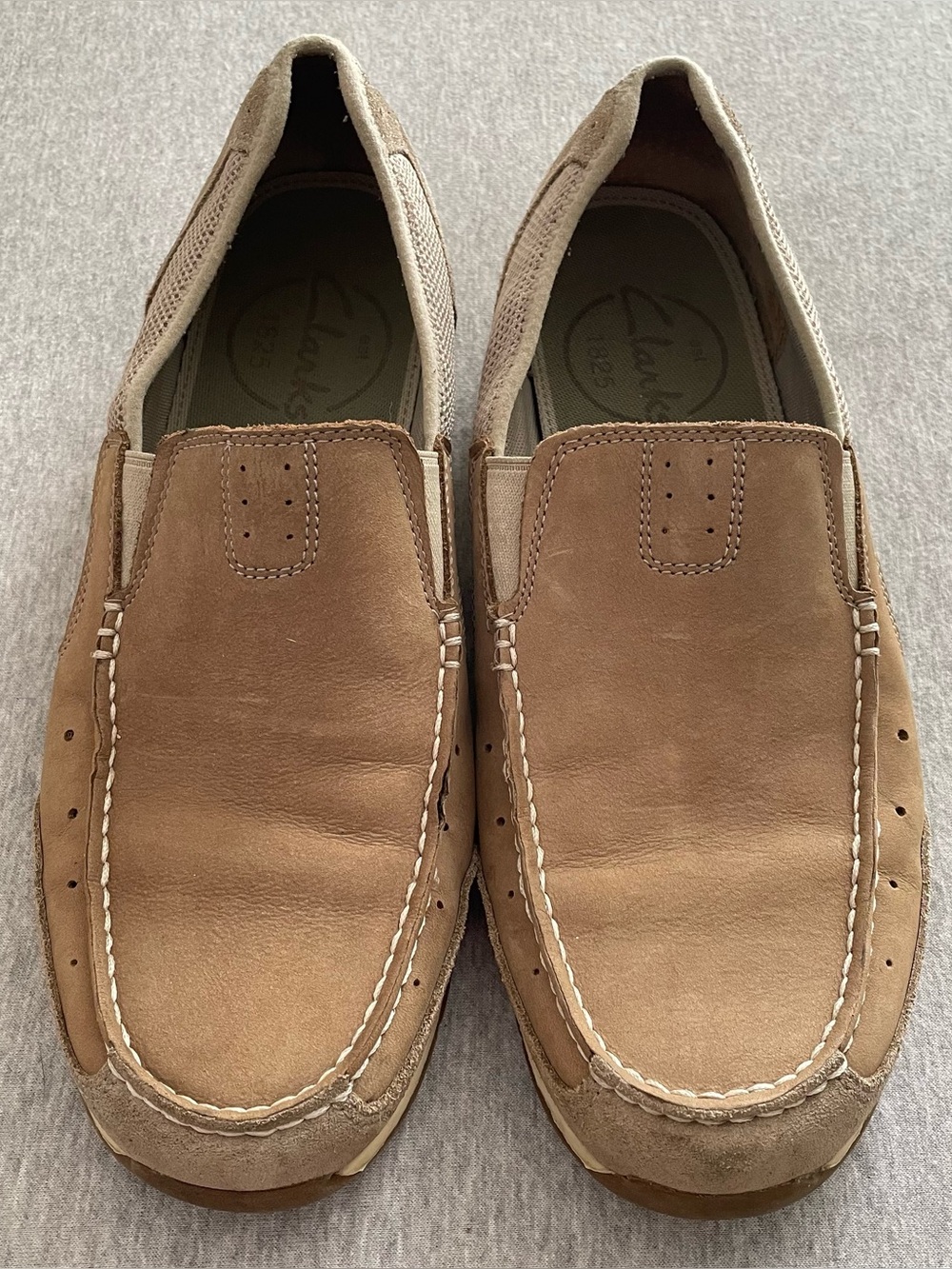 Clarks Men's Size 11.5M Tan Slip-On Leather Loafers 63620 READ
